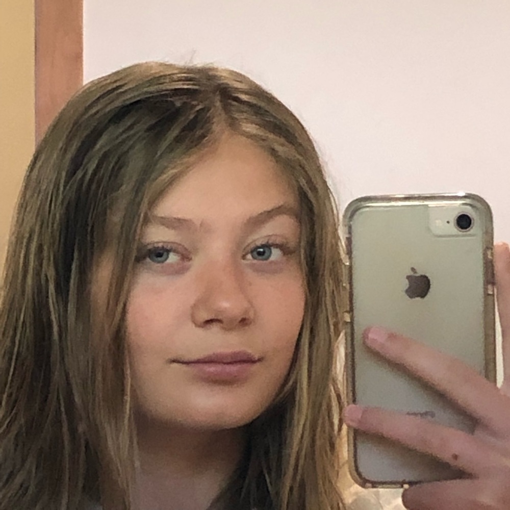 Meet your Posher, Gabriella